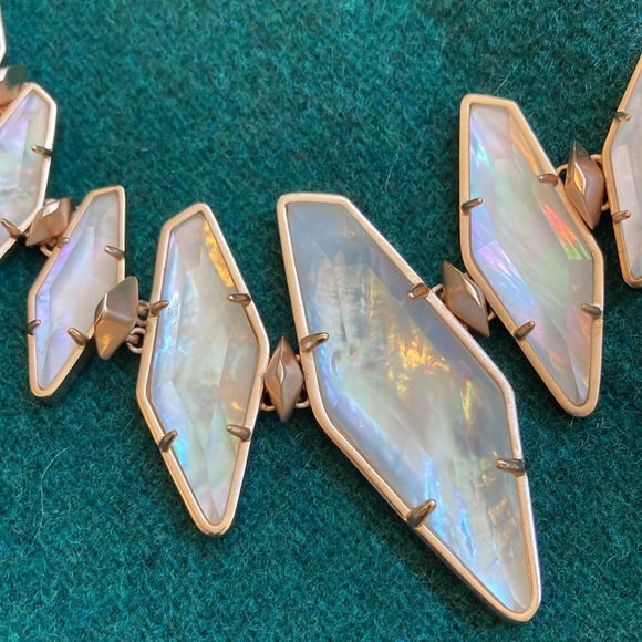 Kendra Scott Bernice Bib Necklace - Picture 3 of 5